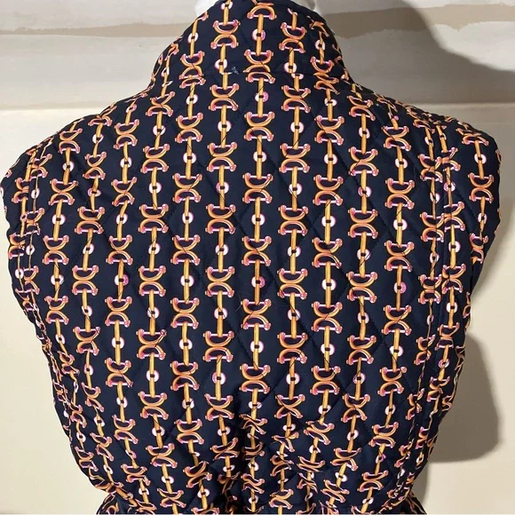 Lilly Pulitzer Hana Reversible Quilted Vest in Navy Horsebit pattern size Medium - Picture 9 of 11